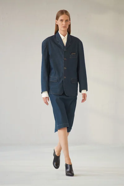 Look 6